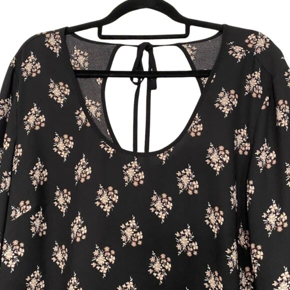 Xhilaration Black Floral Boho Dress Long Bell Sleeves Keyhole Pockets L - Picture 8 of 15